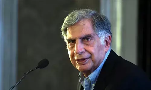 രത്തന്‍ ടാറ്റ മുംബൈയിലെ ബ്രീച്ച് കാന്‍ഡി ആശുപത്രിയില്‍ ചികിത്സയില്‍ തുടരുന്നു; ചികിത്സ തേടിയത് രക്തസമ്മര്‍ദ്ദം കുറഞ്ഞതിനെ തുടര്‍ന്ന്; ആരോഗ്യനിലയില്‍ ആശങ്കയെന്ന വാര്‍ത്തകളോടെ സ്ഥിരം ചെക്കപ്പ് എന്ന് വിശദീകരണം