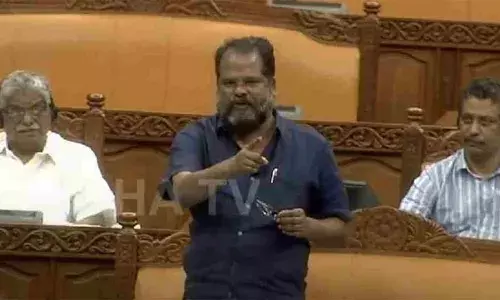 വടക്കുംനാഥന്റെ പടച്ചോറ് പകുത്തുണ്ട് വളര്‍ന്നതാണ് തൃശ്ശൂരിലെ കമ്മ്യൂണിസ്റ്റ് പ്രസ്ഥാനം;  ആ പ്രസ്ഥാനം ഒരിക്കലും തൃശ്ശൂര്‍ പൂരത്തിന്റെ കൂടെ അല്ലാതെ നില്‍ക്കില്ല; ആരോപണങ്ങള്‍ ആവര്‍ത്തിച്ചു സിപിഐ