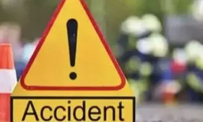 കോഴിക്കോട് ബൈക്കുകള്‍ കൂട്ടിയിടിച്ച്‌ അപകടം; മൂന്ന് പേര്‍ക്ക് പരിക്ക്; ഒരാളുടെ നില അതീവഗുരുതരം