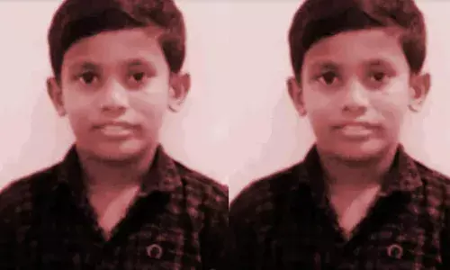 ഉച്ചഭക്ഷണം കഴിക്കാന്‍ സ്‌കൂളില്‍ നിന്ന് വീട്ടിലേക്ക് പോയ പത്താം ക്ലാസ് വിദ്യാര്‍ത്ഥി ടോറസ് ഇടിച്ച് മരിച്ചു; അപകടം മറ്റൊരാളുടെ ബൈക്കില്‍ ലിഫ്റ്റ് ചോദിച്ച് കയറിയപ്പോള്‍