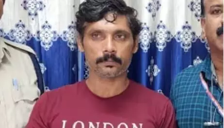 ട്രെയിനിന് നേരെ ഡസ്റ്റ് ബിൻ എടുത്തു എറിഞ്ഞു; വന്ദേ ഭാരത് എക്സ്പ്രസിന് നേരെ ആക്രമണം നടത്തിയ ആൾ കുടുങ്ങി; പിടിയിലായത് കോഴിക്കോട് സ്വദേശി