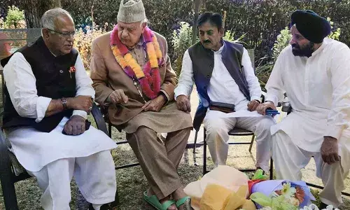 കശ്മീരില്‍ ഉപമുഖ്യമന്ത്രി പദം ആവശ്യപ്പെടാന്‍ കോണ്‍ഗ്രസ്; മൂന്നു മന്ത്രിസ്ഥാനം ലഭിച്ചേക്കും; ഏക സിപിഎം എംഎല്‍എ തരിഗാമിയും ഒമര്‍ അബ്ദുള്ള മന്ത്രിസഭയിലേക്ക്; പാര്‍ട്ടി നേതൃത്വത്തിന്റെ തീരുമാനം ഉടനുണ്ടാകും