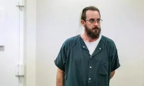 ഭാര്യയെ കഴുത്തറുത്ത് കൊന്നു; പിന്നാലെ കേസിൽ ജാമ്യത്തിലിറങ്ങി; ശേഷം അതെ വീട്ടിൽ തന്നെ ഭർത്താവും മരിച്ച നിലയിൽ; മരണ കാരണം തെളിയിക്കാനാകാതെ പോലീസ്; സംഭവം ടെക്സസിൽ