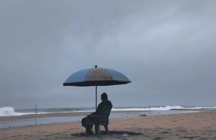 ശക്തമായ കാറ്റിനും മോശം കാലാവസ്ഥയ്ക്കും സാധ്യത; കേരള- ലക്ഷദ്വീപ് തീരങ്ങളിൽ മത്സ്യബന്ധനത്തിന് വിലക്ക്; മത്സ്യത്തൊഴിലാളികൾക്ക് ജാഗ്രത നിർദേശവുമായി കാലാവസ്ഥ വകുപ്പ് ശക്തമായ കാറ്റിനും മോശം കാലാവസ്ഥയ്ക്കും സാധ്യത; കേരള- ലക്ഷദ്വീപ് തീരങ്ങളിൽ മത്സ്യബന്ധനത്തിന് വിലക്ക്; മത്സ്യത്തൊഴിലാളികൾക്ക് ജാഗ്രത നിർദേശവുമായി കാലാവസ്ഥ വകുപ്പ്