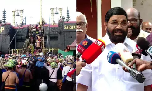 ശബരിമലയില്‍ ഡയറക്റ്റ് സ്‌പോട്ട് ബുക്കിങ് ഉണ്ടാവില്ല; ഇടത്താവളങ്ങളിലെ അക്ഷയകേന്ദ്രങ്ങളില്‍ വിവരങ്ങള്‍ ശേഖരിക്കും; മാല ഇട്ടു വരുന്ന ആരെയും തൊഴാതെ തിരിച്ചയക്കില്ലെന്ന് മന്ത്രി വി എന്‍ വാസവന്‍