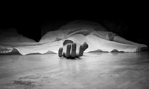 തൃശൂരിൽ പുരുഷന്‍റെ മൃതദേഹം കണ്ടെത്തി; തലയറ്റ നിലയിൽ; മൃതദേഹത്തിന് അഞ്ച് ദിവസത്തെ പഴക്കം; ദുരൂഹത