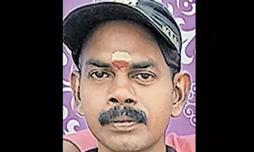 ഹൗസ്‌ബോട്ടില്‍ നിന്നു കായലില്‍ വീണ് യുവാവ് മരിച്ചു; മൃതദേഹം കണ്ടെത്തിയത് കാണാതായതിനെ തുടര്‍ന്ന് നടത്തിയ തിരച്ചിലില്‍