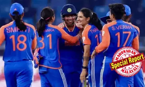 വനിതാ ട്വന്റി 20 ലോകകപ്പ്: ഇന്ത്യക്ക് സെമി കടക്കണമെങ്കില്‍ പാകിസ്ഥാന്‍ കരുണ കാണിക്കണം; കിവീസിനെ പാക് പട തോല്‍പ്പിച്ചാല്‍ ഇന്ത്യക്ക് സെമി സാധ്യത