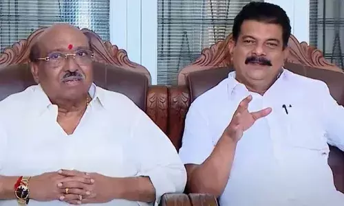 ഓരോരുത്തര്‍ക്കും അവരുടേതായ രാഷ്ട്രീയമുണ്ട്; അന്‍വറിന്റെ വിശ്വാസം അന്‍വറിനെ രക്ഷിക്കട്ടെ എന്ന് വെള്ളാപ്പള്ളി; ചേര്‍ത്തലയില്‍ വെള്ളാപ്പള്ളിയും പി.വി അന്‍വറും തമ്മില്‍ കൂടിക്കാഴ്ച്ച; സൗഹൃദ സന്ദര്‍ശനം മാത്രമെന്ന് അന്‍വര്‍