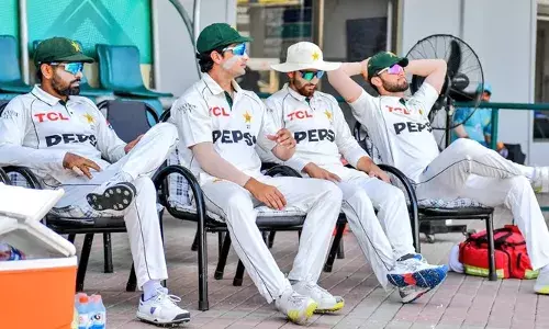 മുള്‍ട്ടാന്‍ ടെസ്റ്റിലെ അപ്രതീക്ഷിത തോല്‍വി; പാകിസ്ഥാന്‍ ക്രിക്കറ്റ് ടീമില്‍ വന്‍ അഴിച്ചു പണി; ബാബര്‍ അസം, ഷഹീന്‍ അഫ്രീദി, നസീം ഷാ എന്നീ താരങ്ങള്‍ പുറത്ത്; അവസാന രണ്ട് ടെസ്റ്റുകള്‍ക്കുള്ള ടീമിനെ പ്രഖ്യാപിച്ചു