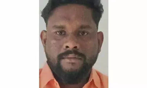 തനിക്ക് വിരോധമുള്ളയാളുമായി സഹകരിച്ചതില്‍ ദേഷ്യം: യുവാവിനെ പാറക്കല്ലു കൊണ്ട് തലയ്ക്കടിച്ച് കൊല്ലാന്‍ ശ്രമിച്ച കേസില്‍ പ്രതി പിടിയില്‍