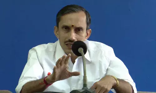 പിണറായിക്ക് രക്ഷപ്പെടാനുള്ള സേഫ്റ്റി വാല്‍വ് ഒരുക്കുകയാണ് വി ഡി സതീശന്‍ ചെയ്യുന്നത്; വീണാ വിജയനെ അന്വേഷണ ഏജന്‍സികള്‍ ചോദ്യം ചെയ്യുന്നതില്‍ സതീശന്‍ ഭയപ്പെടുന്നത് എന്തിനാണെന്നും എം ടി രമേശ്