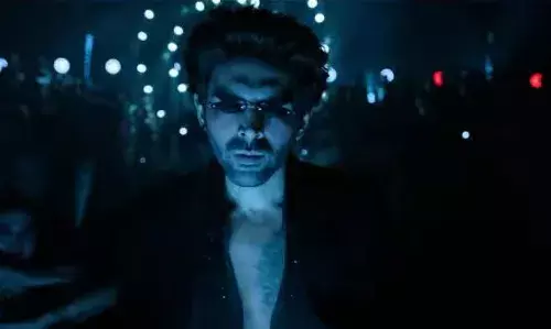 ഹരേ റാം..ഹരേ റാം ഹരേ കൃഷ്ണ ഹരേ റാം.. വീണ്ടും തട്ടിക്കൂട്ടി റീമിക്സുമായി ബോളിവുഡിൽ നിന്നൊരു ടൈറ്റില്‍ ട്രാക്ക്; ചിത്രം ഭൂല്‍ ഭുലയ്യ 3 ടൈറ്റില്‍ ഗാനം ടീസർ പുറത്തുവിട്ടു; ദീപാവലിക്ക് തീയേറ്ററുകളിലെത്തും; ഇത് സൂപ്പറാകുമെന്ന് ആരാധകർ