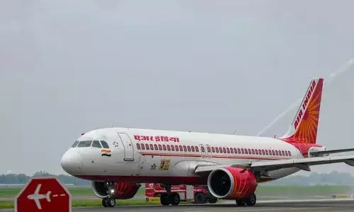 എയര്‍ ഇന്ത്യ വിമാനത്തില്‍ വീണ്ടും ബോംബ് ഭീഷണി; വിമാനം കാനഡയിലെ വിമാനത്താവളത്തില്‍ അടിയന്തിരമായി ഇറക്കി; പരിശോധനയില്‍ ഒന്നും കണ്ടെത്താനായില്ല