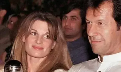 ഇമ്രാന്‍ ഖാന്‍ പാക് ജയിലിലെ ഇരുട്ടറയില്‍ ഏകാന്ത തടവില്‍; പുറംലോകവുമായി ബന്ധമില്ല; മക്കളെയോ കുടുംബത്തെയോ അഭിഭാഷകരെയോ അനുവദിക്കുന്നില്ല; ഇമ്രാനെ വിട്ടയയ്ക്കണം; ഇസ്ലാമബാദില്‍ എസ് സി ഒ ഉച്ചകോടി നടക്കുന്നതിനിടെ വെളിപ്പെടുത്തലുമായി ഇമ്രാന്റെ മുന്‍ഭാര്യ ജെമീമ