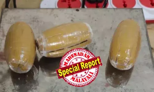 വിമാനത്താവള ജീവനക്കാരനൊപ്പം യാത്രക്കാരൻ ശുചിമുറിയിൽ കയറി; സംശയം നിഴലിച്ചു; വിടാതെ പിന്തുടർന്ന് ഉദ്യോഗസ്ഥർ; ജീവനക്കാരനെ തടഞ്ഞുനിർത്തി പരിശോധിച്ചു; അടിവസ്ത്രത്തിൽ ഒളിപ്പിച്ച നിലയിൽ സ്വർണപൊടി; ഒടുവിൽ രണ്ടുപേരെയും അറസ്റ്റ് ചെയ്തു