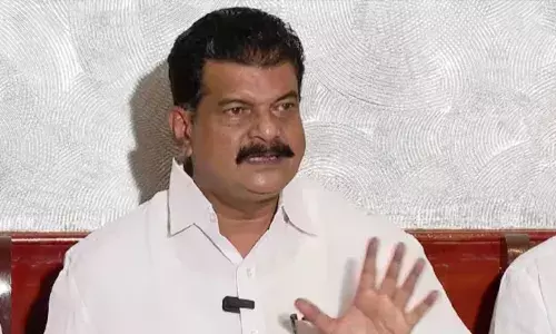 പാലക്കാട് യുഡിഎഫ് - എല്‍ഡിഎഫ് പോരിന്റെ ഗുണം ബിജെപിക്ക്; പൊതുസ്വതന്ത്രനെ തീരുമാനിച്ചാല്‍ സ്ഥാനാര്‍ത്ഥിയെ പിന്‍വലിക്കാമെന്ന് വീണ്ടും പി വി അന്‍വര്‍