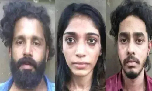 പാഞ്ഞെത്തിയ വാഹനത്തെ പോലീസ് സാഹസികമായി തടഞ്ഞ് നിർത്തി; പരിശോധനയിൽ കണ്ടെടുത്തത് ലക്ഷങ്ങളുടെ മയക്കുമരുന്ന്; യുവതിയടക്കം മൂന്ന് പേർ പിടിയിൽ