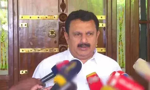 പാലക്കാട് ബിജെപി മൂന്നാം സ്ഥാനത്തേക്ക് പോകാന്‍ സാധ്യത; സ്ഥാനാര്‍ത്ഥിക്ക് താല്‍പര്യം നോട്ടിനോടാണ്; നേതൃത്വത്തിന്റെ വീഴ്ചകള്‍ പറയേണ്ടത് പാര്‍ട്ടി പോര്‍മുഖത്ത് നില്‍ക്കുമ്പോഴല്ലെന്ന് കെ മുരളീധരന്‍