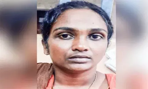 നടന്നു പോകുകയായിരുന്ന യുവതിയെ കാറില്‍ കയറ്റി അപായപ്പെടുത്താന്‍ ശ്രമം; കത്തികാട്ടി ഭീഷണിപ്പെടുത്തി കഞ്ചാവ് വലിപ്പിച്ചു; കേസില്‍ പ്രതിയായ യുവതി അറസ്റ്റില്‍