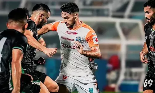 വമ്പന്‍ തിരിച്ചുവരവ്! മുഹമ്മദിന്‍സിനെ അവരുടെ തട്ടകത്തില്‍ വീഴ്ത്തി കേരളാ ബ്ലാസ്റ്റേഴ്സ്; ജയം ഒന്നിനെതിരെ രണ്ട് ഗോളിന്