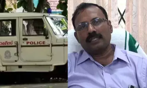 സംരക്ഷണ ഭിത്തി നിര്‍മാണത്തിന് 50,000 രൂപ കൈക്കൂലി വാങ്ങി; മൂവാറ്റുപുഴ മുന്‍ ആര്‍ഡിഒക്ക് ഏഴ് വര്‍ഷം കഠിന തടവും 25000 രൂപ പിഴയും ശിക്ഷ വിധിച്ച് കോടതി