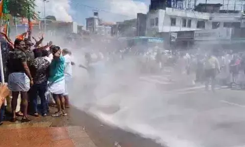 നവീന്‍ ബാബുവിന്റെ മരണത്തില്‍ ബി.ജെ.പി കലക്ടറേറ്റ് മാര്‍ച്ചില്‍ സംഘര്‍ഷം; പൊലീസ് ജലപീരങ്കി പ്രയോഗിച്ചു