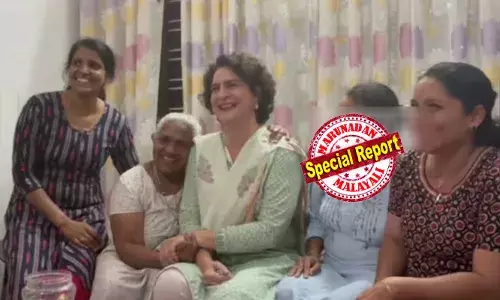 വാഹന വ്യൂഹം കണ്ട് കൈ കാണിച്ച് വിമുക്ത ഭടനായ മകന്‍; നേരിട്ടു കാണാനുള്ള അമ്മയുടെ ആഗ്രഹം അറിയിച്ചതോടെ വാഹനം വീട്ടിലേക്ക് തിരിച്ച് പ്രിയങ്ക; സര്‍പ്രൈസ് സന്ദര്‍ശനത്തില്‍ ഞെട്ടി വീട്ടുകാര്‍; കൊന്തയും മധുരവും നല്‍കി സ്വീകരിച്ച് കൊച്ചുത്രേസ്യയും കുടുംബവും