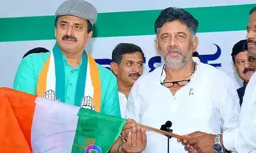 ചന്നപട്ടണ നിയമസഭ ഉപതെരഞ്ഞെടുപ്പ്: എന്‍.ഡി.എ സ്ഥാനാര്‍ഥിയായി പരിഗണിച്ച ബി.ജെ.പി നേതാവ് കോണ്‍ഗ്രസില്‍; യോഗേശ്വര്‍ കോണ്‍ഗ്രസ് സ്ഥാനാര്‍ഥിയായേക്കും