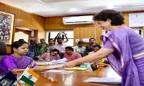 ബാങ്ക് നിക്ഷേപവും സ്വര്‍ണവുമായി പ്രിയങ്കയ്ക്ക് 4.24 കോടി രൂപയുടെ സ്വത്ത്; 15 ലക്ഷം കടം; ഭര്‍ത്താവ് റോബര്‍ട്ട് വാദ്രയ്ക്ക് 37 കോടിയിലേറെ രൂപയുടെ ആസ്തി; രാഹുല്‍ ഗാന്ധിയുമായി ചേര്‍ന്ന് ഡല്‍ഹിയിലും മെഹ്‌റോളിയിലും കൃഷിസ്ഥലം; പ്രിയങ്കയുടെ ആസ്തി വിവരങ്ങള്‍ പുറത്ത്