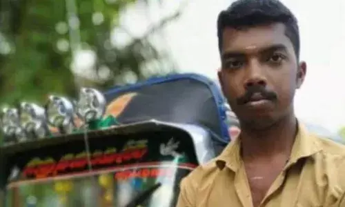 പത്തനാപുരത്ത് വാഹനം തടഞ്ഞ് നിർത്തി ഓട്ടോഡ്രൈവറെ പൂക്കടക്കാരൻ കുത്തികൊലപ്പെടുത്തി; തമിഴ്നാട് സ്വദേശി അറസ്റ്റിൽ; അരും കൊലക്ക് കാരണം വ്യക്തിവൈരാഗ്യം