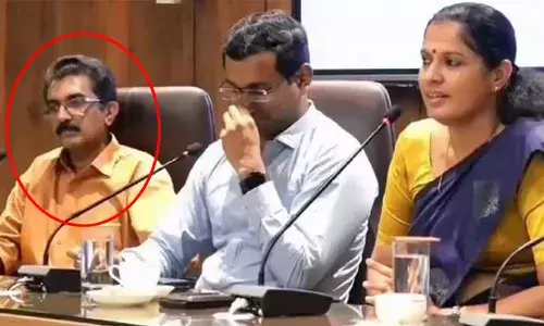 അത്ര വിശുദ്ധനെങ്കില്‍ എഡിഎമ്മിന് തന്റെ പ്രസംഗത്തില്‍ ഇടപെടാമായിരുന്നു; താന്‍ പറഞ്ഞത് തെറ്റെങ്കില്‍ തിരുത്താമായിരുന്നു; എഡിഎം പ്രശ്‌നക്കാരനെന്ന് താന്‍ പറഞ്ഞിട്ടില്ല; ആത്മഹത്യയിലേക്ക് നയിച്ച വാക്കേതാണ്? മുന്‍കൂര്‍ ജാമ്യാപേക്ഷയിലെ വാദത്തിനിടെ കുത്തുവാക്കുകളുമായി പി പി ദിവ്യ; കളക്ടര്‍ അനൗപചാരികമായി ക്ഷണിച്ചിട്ടാണ് യാത്രയയപ്പ് യോഗത്തില്‍ പങ്കെടുത്തത് എന്നും വാദം