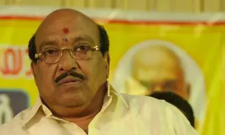 പാലക്കാട് ഫലം പ്രവചനാതീതം; വയനാട്ടിൽ പ്രിയങ്ക തന്നെ ജയിക്കും; എസ്എൻഡിപിക്ക് അങ്ങനെ പ്രത്യേക നിലപാടില്ല; അൻവറിനെ വിലകുറച്ച് കാണരുത്; അവർക്ക് സമദൂര നിലപാട്; ഉപതെരഞ്ഞെടുപ്പിൽ പ്രവചനവുമായി വെള്ളാപ്പള്ളി നടേശൻ