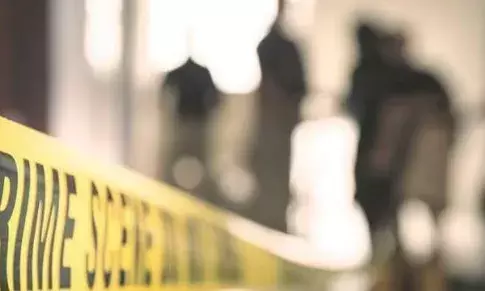 പണി തീരാത്ത കെട്ടിടത്തിൽ നിന്ന് തലയോട്ടിയും അസ്ഥി കഷണങ്ങളും കണ്ടെത്തി; ജീവനൊടുക്കിയതെന്ന് സംശയം; ഫൊറൻസിക് സംഘം സ്ഥലത്തെത്തി; ദുരൂഹത തുടരുന്നു; സംഭവം ചാലക്കുടിയിൽ