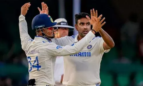 ടെസ്റ്റ് ക്രിക്കറ്റ് ചരിത്രത്തിൽ ഏറ്റവും കൂടുതൽ വിക്കറ്റ് വീഴ്ത്തുന്ന ഏഴാമത്തെ താരം; ചരിത്ര നേട്ടം കുറിച്ച് രവിചന്ദ്രൻ അശ്വിൻ; മറികടന്നത് ഓസ്ട്രേലിയുടെ നഥാൻ ലിയോണെ; വിക്കറ്റ് നേട്ടത്തിൽ ലോക ടെസ്റ്റ് ചാമ്പ്യൻഷിപ്പിലും താരം ഒന്നാമത്