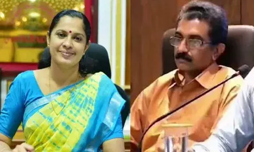 പെട്രോള്‍ പമ്പ് ബെനാമി ഇടപാട്; ദിവ്യയുടെ സാമ്പത്തിക താല്‍പര്യവും അന്വേഷിക്കണം; ആരാണ് ബെനാമി എന്നുകണ്ടെത്തണം; ആസൂത്രിത കുറ്റകൃത്യത്തിന് ജാമ്യം നല്‍കരുതെന്ന് നവീന്‍ ബാബുവിന്റെ കുടുംബം; ജാമ്യം കിട്ടിയാല്‍ ഇന്നുതന്നെ ചോദ്യം ചെയ്യലിന് തയ്യാറെന്ന് ദിവ്യ; മുന്‍കൂര്‍ ജാമ്യാപേക്ഷയില്‍ ഉത്തരവ് 29 ന്