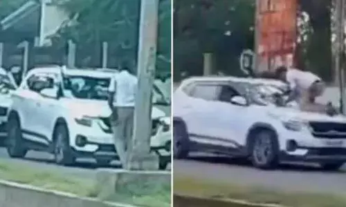 കാർ സൈഡിലേക്ക് നിർത്താൻ ആവശ്യപ്പെട്ടു; പിന്നാലെ വണ്ടിയിടിപ്പിച്ച് പോലീസിനെ ബോണറ്റിൽ കയറ്റി യുവാവിന്റെ കൊടുംക്രൂരത; രക്ഷപ്പെട്ടത് തലനാരിഴയ്ക്ക്; പ്രതി അറസ്റ്റിൽ