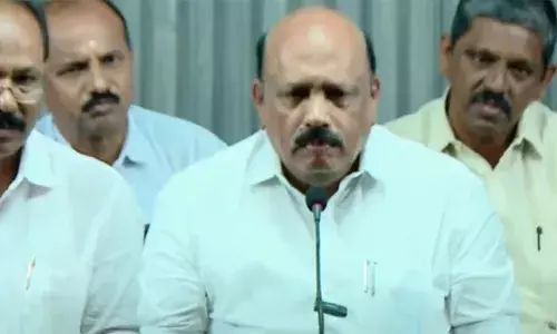 രണ്ടുഎല്‍ഡിഎഫ് എം എല്‍ എമാര്‍ക്ക് കൂറുമാറാന്‍ 100 കോടി വാഗ്ദാനം: അത് ആന്റണി രാജു പൊട്ടിച്ച ബോംബ്; ആരോപണം ഉയര്‍ന്നത് താന്‍ മന്ത്രിയാകുമെന്ന് വന്നപ്പോള്‍; രണ്ട് എം എല്‍ എമാരെ ഷോക്കേസില്‍ ഇട്ടുവെക്കാനാണോ? മുഖ്യമന്ത്രി തന്നെ അവിശ്വസിക്കില്ല; കോഴ ആരോപണം നിഷേധിച്ച് തോമസ് കെ തോമസ്: ഓഫര്‍ വിവാദം ചൂടുപിടിക്കുമ്പോള്‍