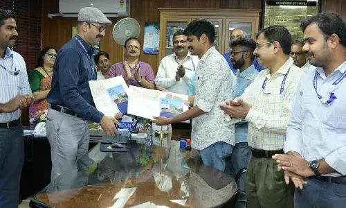 പട്ടാളപുഴുവില് നിന്ന് മത്സ്യത്തീറ്റ വികസിപ്പിച്ച് സിഎംഎഫ്ആര്ഐ; വ്യാവസായിക ഉല്പാദനത്തിന് സാങ്കേതികവിദ്യ കൈമാറി പട്ടാളപുഴുവില് നിന്ന് മത്സ്യത്തീറ്റ വികസിപ്പിച്ച് സിഎംഎഫ്ആര്ഐ; വ്യാവസായിക ഉല്പാദനത്തിന് സാങ്കേതികവിദ്യ കൈമാറി