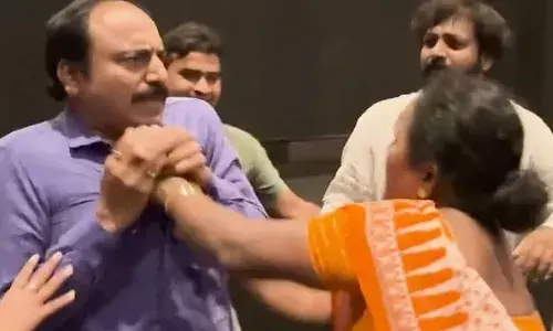 നീ സ്ത്രീകളെ ഉപദ്രവിക്കും അല്ലേ...., വില്ലന് തിയറ്ററില്‍ പ്രേക്ഷക വക അടി; വീഡിയോ വൈറല്‍