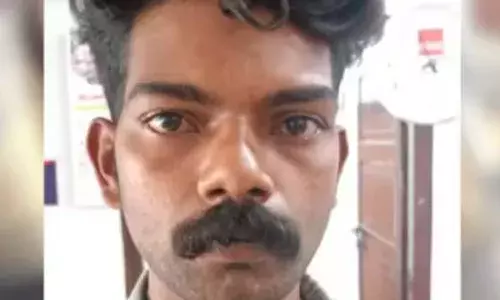 പണിയെടുക്കാൻ ജയിലിൽ നിന്നും പുറത്തിറക്കി; പിന്നാലെ പോലീസിന്റെ കണ്ണുവെട്ടിച്ച് പ്രതി ജയിൽ ചാടി; അന്വേഷണം ഊർജ്ജിതമാക്കി; സംഭവം പീരുമേട് സബ് ജയിലിൽ