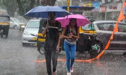 സംസ്ഥാനത്ത് ഇന്ന് ശക്തമായ മഴയ്ക്ക് സാധ്യത; ഒറ്റപ്പെട്ടയിടങ്ങളിൽ ഇടിമിന്നൽ; ഇന്ന് ആറ് ജില്ലകളിൽ യെല്ലോ അലർട്ട്; ജാഗ്രത മുന്നറിയിപ്പുമായി കേന്ദ്ര കാലാവസ്ഥ വകുപ്പ്