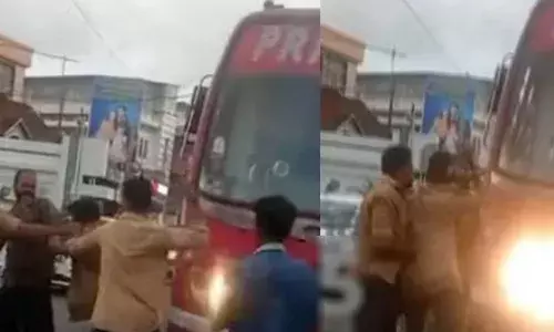 ബസിന്റെ സമയക്രമത്തെ ചൊല്ലി തര്‍ക്കം; തൃപ്പൂണിത്തുറയില്‍ സ്വകാര്യ ബസ് ജീവനക്കാര്‍ ഏറ്റുമുട്ടി; ഡ്രൈവറെ ബസില്‍ നിന്നു പിടിച്ചിറക്കി മര്‍ദിച്ചു