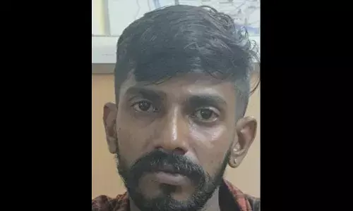 പെണ്‍കുട്ടിയെ കടന്നു പിടിച്ച് ലൈംഗികാതിക്രമത്തിന് ശ്രമം; പോക്സോ കേസില്‍ ഒളിവിലായിരുന്ന പ്രതിയെ പെരുനാട് പൊലീസ് പിടികൂടി