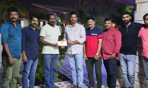 ലാല്‍ കെയേഴ്സ് ബഹ്റൈന്‍ വയനാട് പ്രകൃതി ദുരന്ത സഹായം കൈമാറി