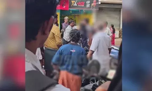 ബന്ധുവുമായി സംസാരിക്കുന്നത് ചോദ്യം ചെയ്‌തെത്തിയ സംഘം മര്‍ദിച്ചു; കോഴിക്കോട് സദാചാര ഗുണ്ടായിസം; പരാതി നല്‍കി പ്ലസ് വണ്‍ വിദ്യാര്‍ത്ഥിനി