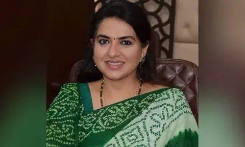 മഹാരാഷ്ട്ര നിയമസഭ തെരഞ്ഞെടുപ്പ്; ബിജെപിയുടെ മുൻ വക്താവ് ഷൈന എന്‍സി ശിവസേന സ്ഥാനാര്‍ത്ഥി; മുംബാദേവി മണ്ഡലത്തിൽ നിന്നും വിധി തേടും