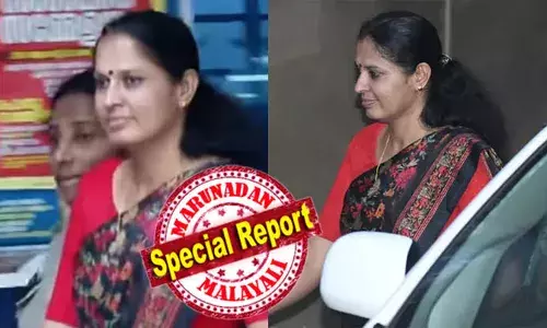 നവീന്‍ ബാബുവിനെ വിറപ്പിക്കാന്‍ ഒരുമ്പിട്ടിറങ്ങി, ഒടുവില്‍ റിമാന്‍ഡ് തടവുകാരിയായി അഴിക്കുള്ളില്‍; കോടതി കനിഞ്ഞില്ലെങ്കില്‍ പള്ളിക്കുന്ന് വനിതാ ജയിലിലെ താമസം നീളും; ജാമ്യാപേക്ഷയെ എതിര്‍ക്കാന്‍ നവീന്റെ കുടുംബവും; പി പി ദിവ്യയുടേത് കണ്ണൂരിലെ സര്‍വാധികാരിയായ യുവതാരകത്തിന്റെ വന്‍ രാഷ്ട്രീയ പതനം