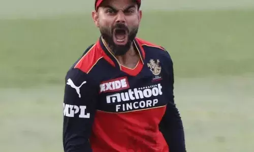 കിങ് ഈസ് ബാക്ക്; ആര്‍സിബിയുടെ നായകനായി കോഹ്‌ലി തിരിച്ചെത്തുമെന്ന് റിപ്പോര്‍ട്ട്; കോഹ്‌ലിയെ നായകസ്ഥാനത്തേക്ക് തിരികെ എത്തിക്കുന്നതിലൂടെ കിരീടമില്ല എന്ന പോരായാമ പരിഹരിക്കാന്‍ ഫ്രാഞ്ചൈസി ലക്ഷ്യം