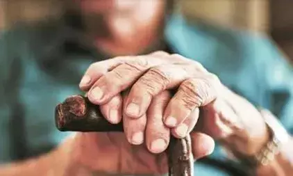 ആയുഷ്മാൻ ഭാരത് ഇൻഷുറൻസ് പദ്ധതി; 70 കഴിഞ്ഞ എല്ലാവർക്കും ഇനി ഇൻഷുറൻസ് ; എങ്ങനെ രജിസ്റ്റര്‍ ചെയ്യാം?; അറിയാം